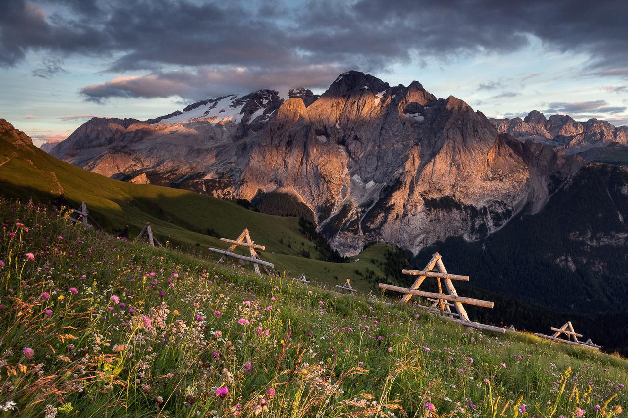 Rifugio Sass Bece Hotel Canazei Kültér fotó